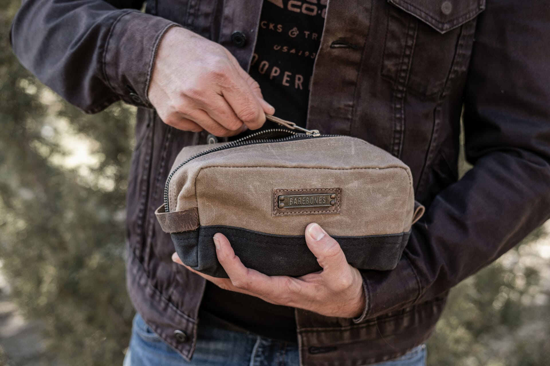 BareBones - Neelum Dopp Kit (Khaki)